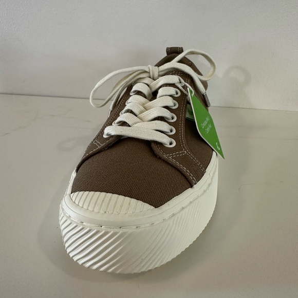 NWT Cariuma OCA Low Sand Contrast Thread Canvas Sneaker Size 10 Women 8.5 Men - Picture 9 of 16